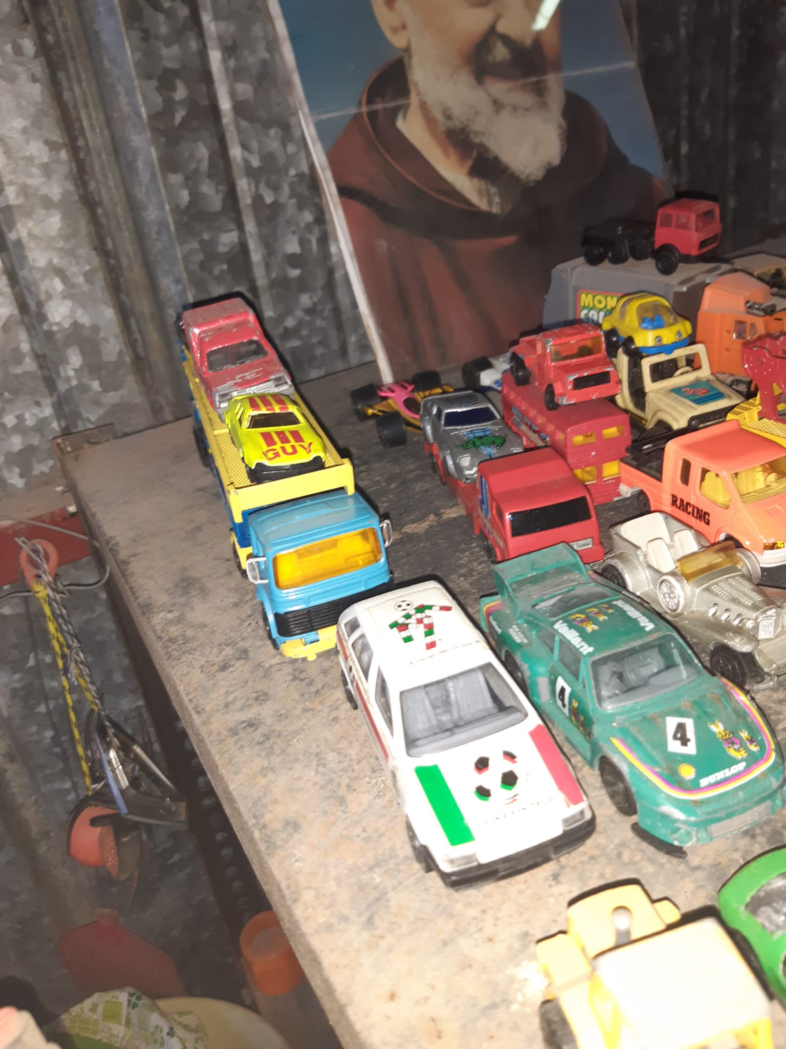 Sortierte Sammler-Spielzeugautos